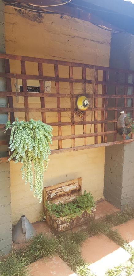 Mookgophong Africas Eden Guesthouse מראה חיצוני תמונה