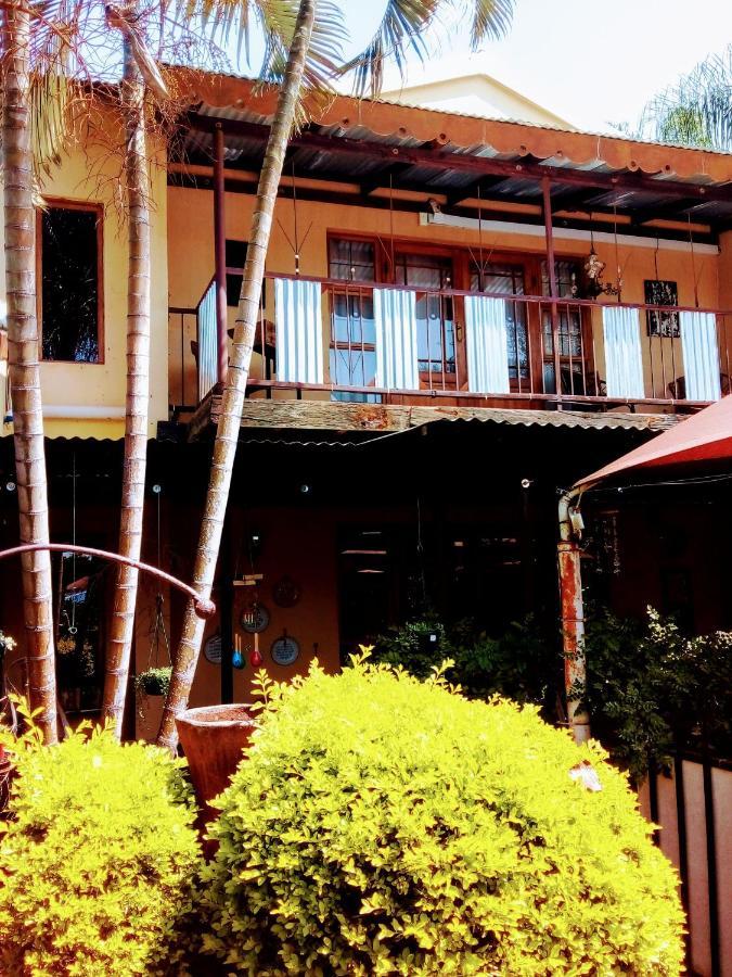 Mookgophong Africas Eden Guesthouse מראה חיצוני תמונה