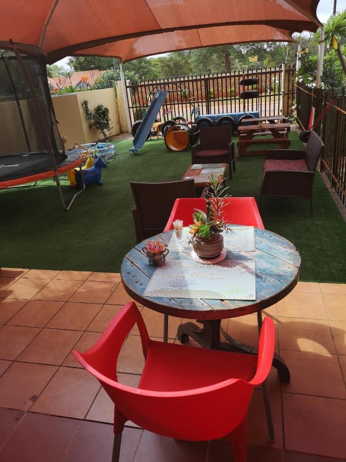 Mookgophong Africas Eden Guesthouse מראה חיצוני תמונה