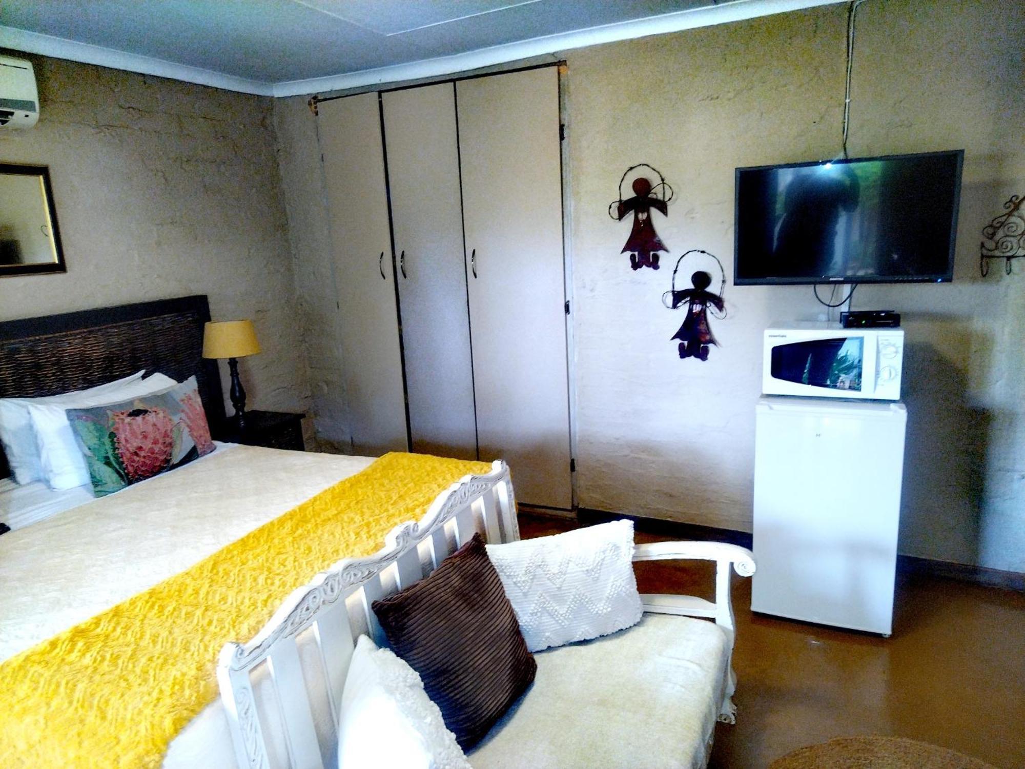 Mookgophong Africas Eden Guesthouse מראה חיצוני תמונה